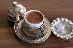 bugun-dunya-turk-kahvesi-gunu-bir-fincaninin-40-yil-hatiri-var-GGieHRdz.jpg