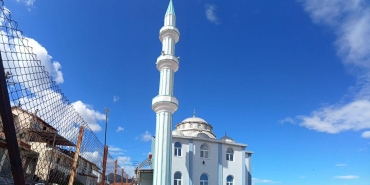 cami-yaptirma-ve-yasatma-derneginde-sular-durulmuyor-secimi-kazanmak-icin-diger-dernek-uyelerinin-kaydini-sildiler-BwzmDzzP.jpg
