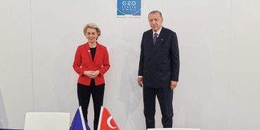 cumhurbaskani-erdogandan-suriye-konulu-telefon-trafigi-terorden-temizlik-ile-onurlu-gonullu-geri-donus-vurgusu-mtxbJEFg.jpg