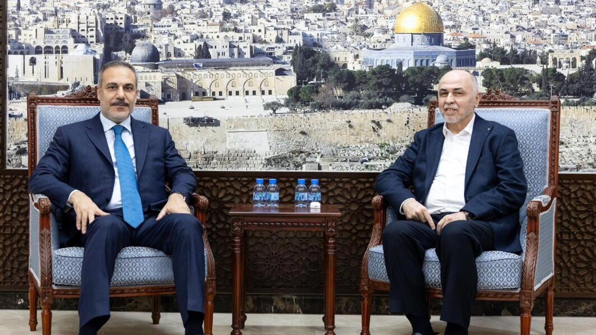 disisleri-bakani-hakan-fidan-hamas-siyasi-buro-uyeleriyle-bir-araya-geldi-DHjEpXT9.jpg