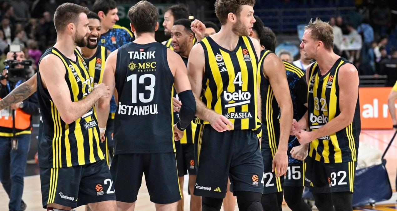fenerbahce-bekodan-erteleme-isyani-suistimale-dikkat-Y3mHOQOl.jpg