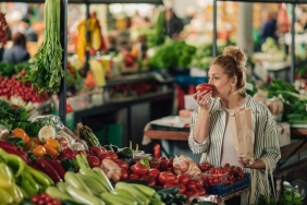 gecen-yil-12-lira-olan-urun-bu-yil-36-liraya-seradan-market-fiyatlari-yuzde-175-artti-SXZhtfXU.jpg