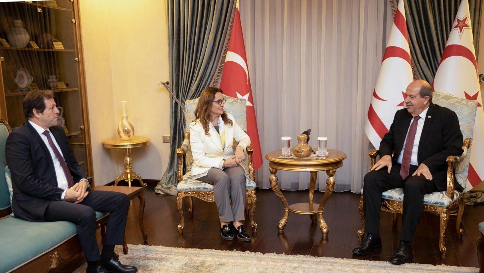 kandilli-rasathanesi-ve-deprem-arastirma-enstitusu-muduru-ozel-kuzey-kibris-cumhurbaskani-tatari-ziyaret-etti-pY9426uc.jpg