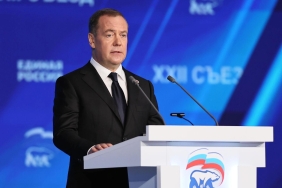 medvedev-en-ufak-bir-intikam-sansi-olmadan-dusmani-yok-etmek-bizim-icin-hayati-onem-tasiyor-OBqg3zk5.jpg