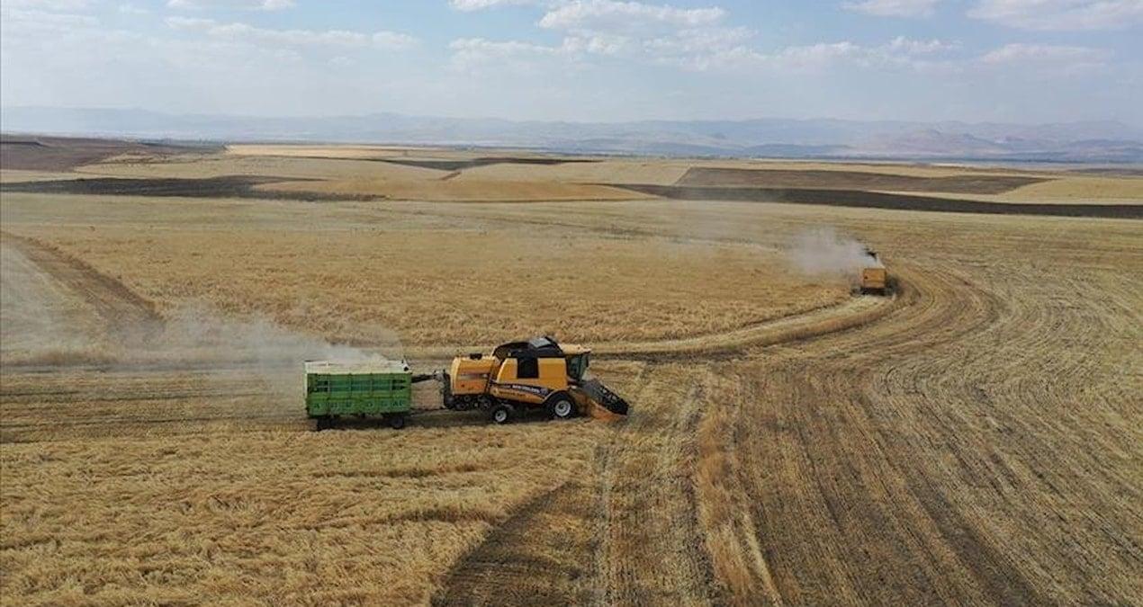 milletvekili-gurer-2023te-1-ton-bugdayla-404-litre-mazot-alirken-2024te-sadece-229-litre-aliniyor-tarimda-kriz-6QvkpTck.jpg