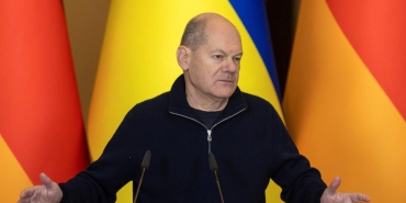 nato-zirvesi-oncesi-scholzdan-beklenmedik-ziyaret-NQNawFUf.jpg
