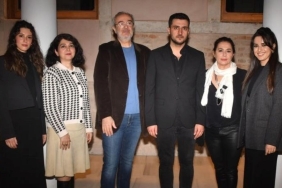 nazan-kesal-serif-erol-ve-reha-ozcan-aci-kahve-filminde-sanatin-derinliklerine-yolculuk-qw3cO7NI.jpg