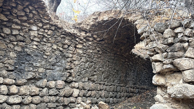 Adıyaman'da Tarihi Selçuklu Hanı Keşfedildi