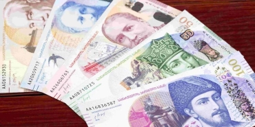 paramiz-degersizlesti-lari-lirayi-eriyor-MKT7GA1w.jpg