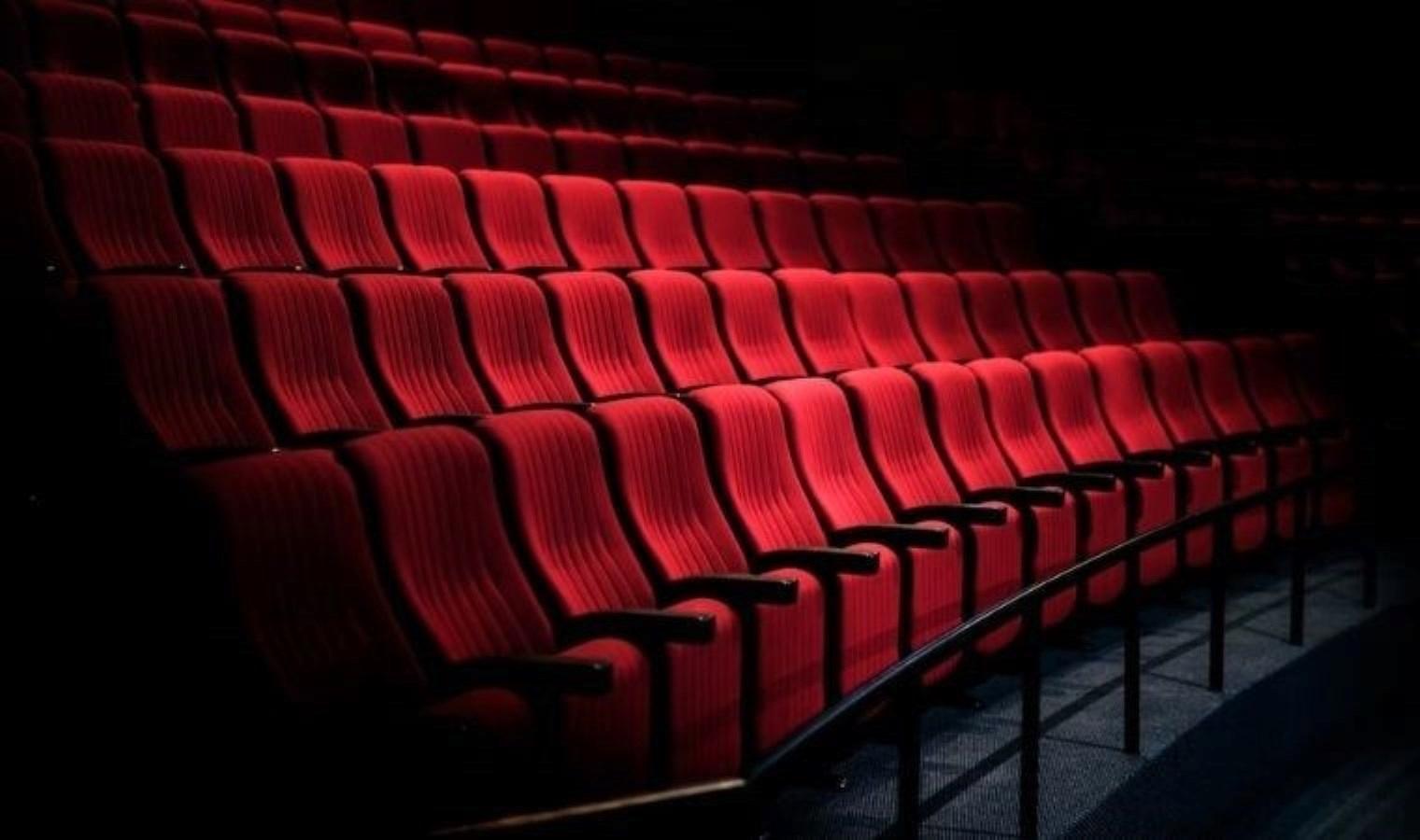 sanat-takviminin-gizemleri-tiyatrolar-konserler-ve-filmler-uzerine-derinlemesine-bir-inceleme-LBgmqShY.jpg