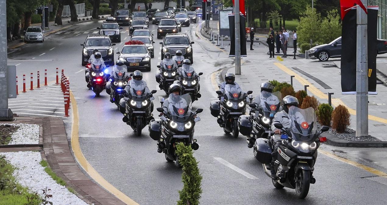 sarayin-yeni-luks-arac-harcamasi-262-milyon-lira-olarak-belirlendi-YkVCssMQ.jpg