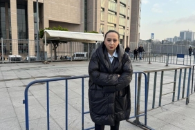 sekiz-yilda-33-basarisiz-ameliyat-genc-kadinin-hayatini-kabusa-cevirdi-tNkAcGxm.jpg