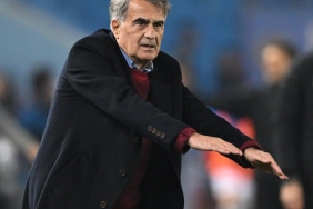 senol-gunes-kral-hem-evde-hem-sokakta-wSvQ6vb3.jpg
