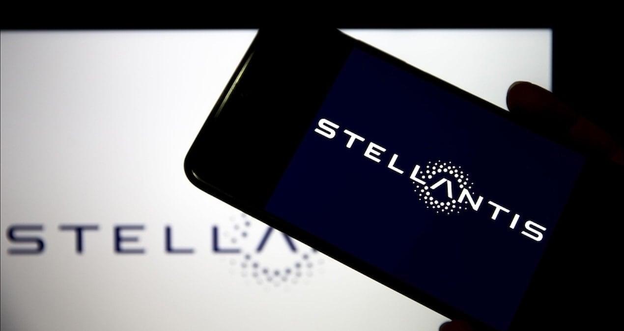 stellantisin-taahhut-yenileme-stratejisi-yeni-hamleler-ve-firsatlar-Llm3IsnT.jpg