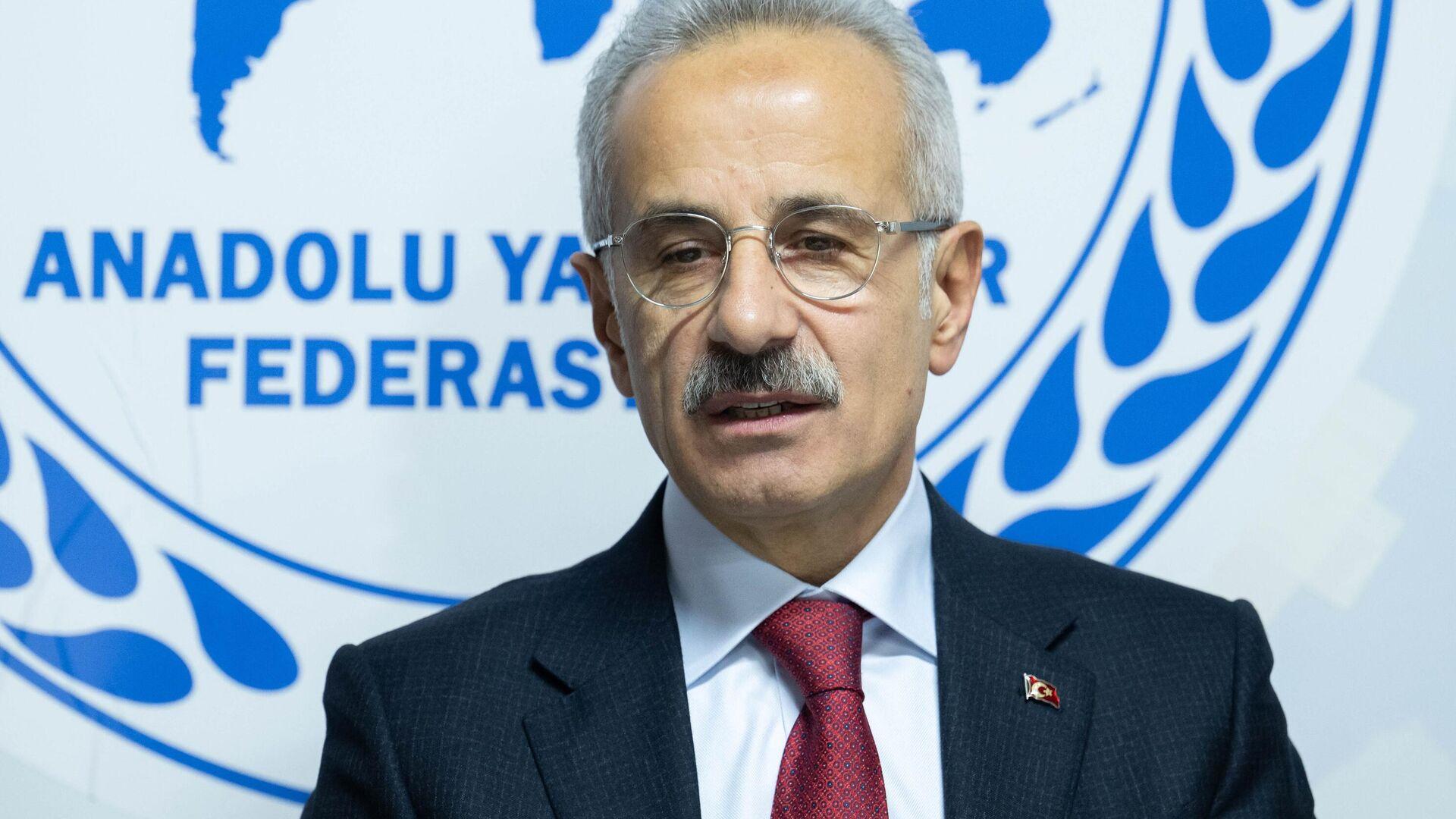 ulastirma-ve-altyapi-bakani-uraloglu-suriyenin-her-seye-ihtiyaci-var-nA86hhfk.jpg