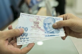 zam-senaryolari-yeniden-degerlendiriliyor-memur-ve-emekli-icin-beklenen-zam-oranlari-FeAd3PCC.jpg
