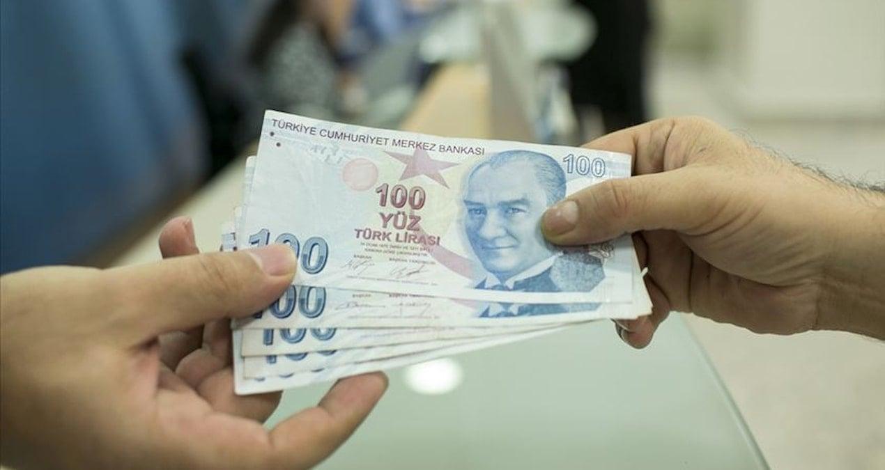 zam-senaryolari-yeniden-degerlendiriliyor-memur-ve-emekli-icin-beklenen-zam-oranlari-FeAd3PCC.jpg