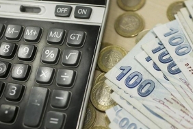 2025te-gecerli-olacak-gelir-vergisi-ve-harc-tutarlari-pasaport-ehliyet-telefon-ve-daha-fazlasi-VL2FlTLQ.jpg