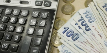2025te-gecerli-olacak-gelir-vergisi-ve-harc-tutarlari-pasaport-ehliyet-telefon-ve-daha-fazlasi-VL2FlTLQ.jpg