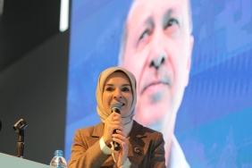 aile-ve-sosyal-hizmetler-bakani-goktas-saglikli-ve-guclu-ailelerle-turkiyenin-gucune-guc-katmaya-devam-edecegiz-yvmO3X9i.jpg