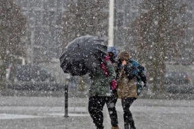 akom-ve-meteorolojiden-kritik-uyari-geldi-istanbul-dahil-13-il-icin-sari-alarm-verildi-balkanlardan-kar-geliyor-P6ArWQmL.jpg