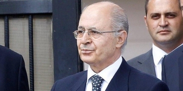 akpli-vekillere-sasirtan-zammin-ardindaki-gercek-sezere-mudur-maasi-mKRk2VB6.jpg