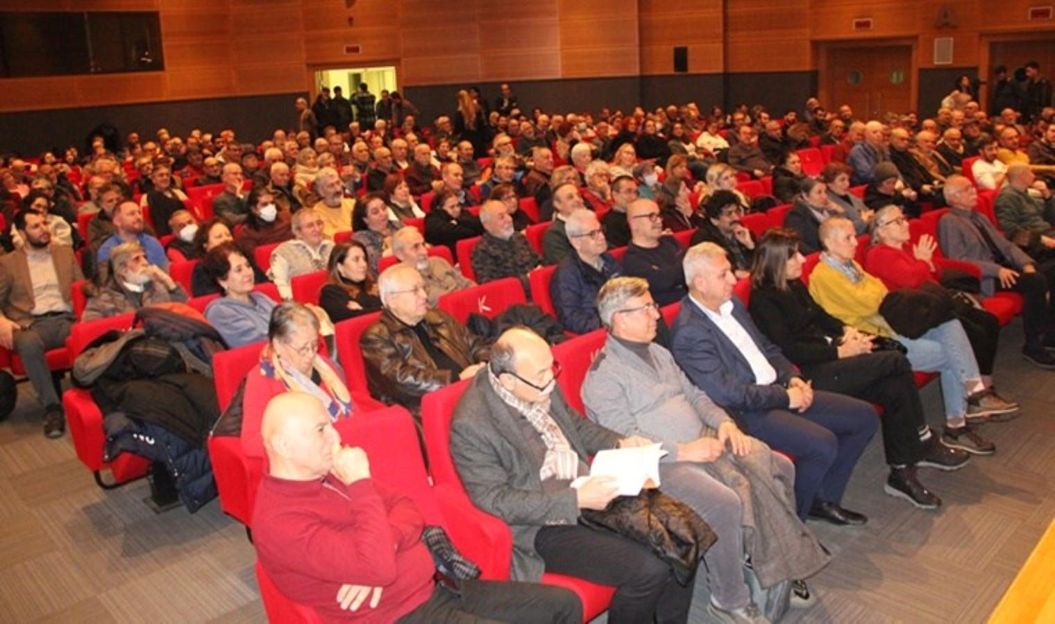 cetin-uygurun-eserleri-vefa-gecidine-donusen-bir-kitap-bulusmasi-DPqcCdjN.jpg