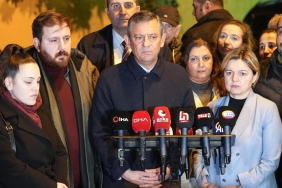 chp-lideri-ozgur-ozel-2025-yili-bu-ulkenin-kurtulus-yili-olacak-Yr9AaeGk.jpg
