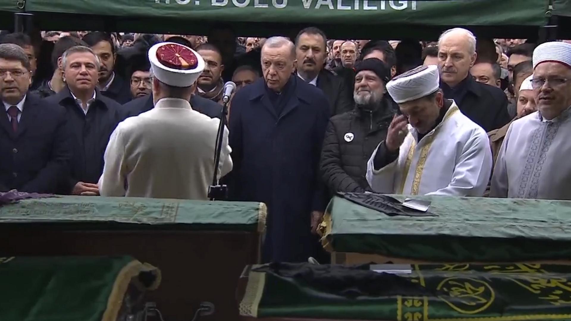 cumhurbaskani-erdogan-boluda-canimiz-yuregimiz-yandi-pF7WIMD7.jpg