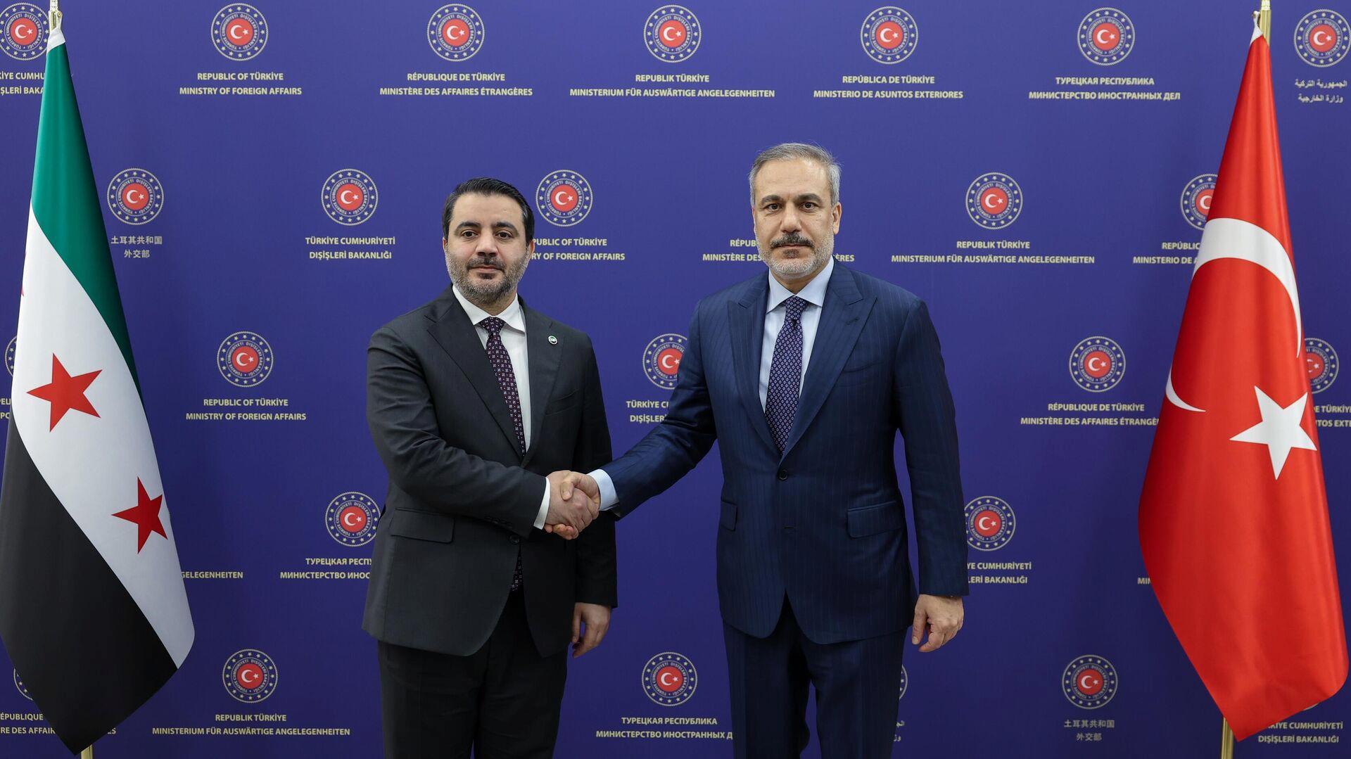 disisleri-bakani-fidan-yeni-suriyede-pkk-ypg-ve-deas-gibi-teror-orgutlerine-yer-yok-rxNdflfe.jpg