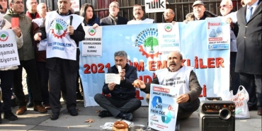 emekli-tas-kaynatarak-simsek-icin-para-topladi-essiz-bir-hikaye-26tzqn6D.jpg