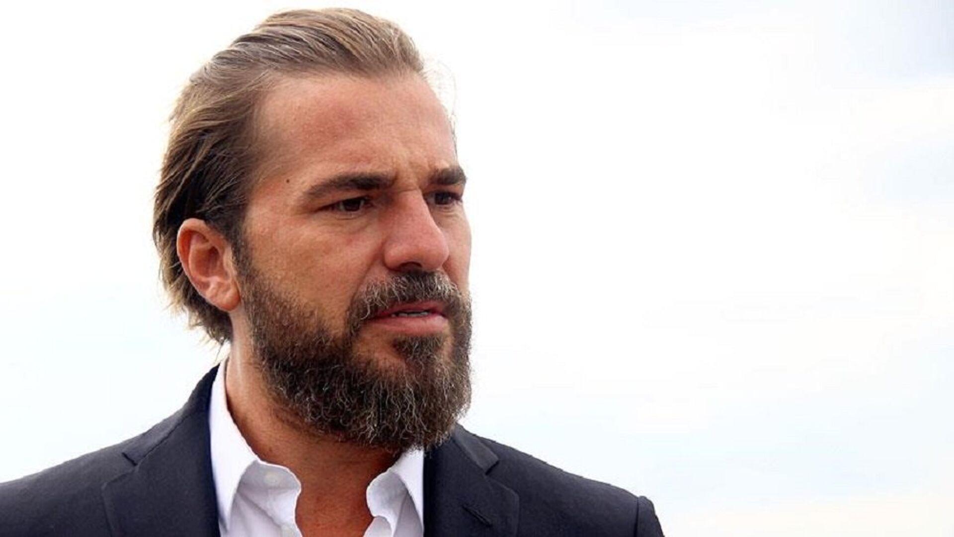 engin-altan-duzyatan-hindistanda-300-milyon-musluman-yasiyorsa-295-milyonu-beni-taniyordur-km9N2nTk.jpg