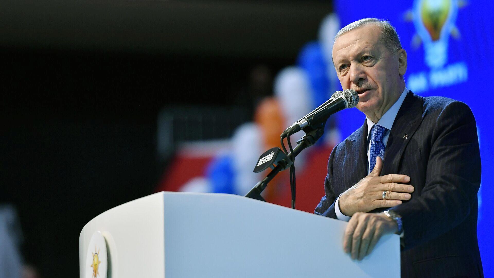 erdogan-genclerimizi-sokaga-cagiranlardan-olmadik-nzvjsuQq.jpg
