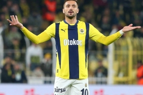 fenerbahcenin-parlayan-yildizi-5h6lhAgj.jpg