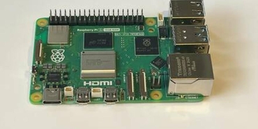 guclu-kucuk-mucize-raspberry-pi-5-ile-tek-kartlik-bilgisayar-devrimi-KDC7ETul.jpg