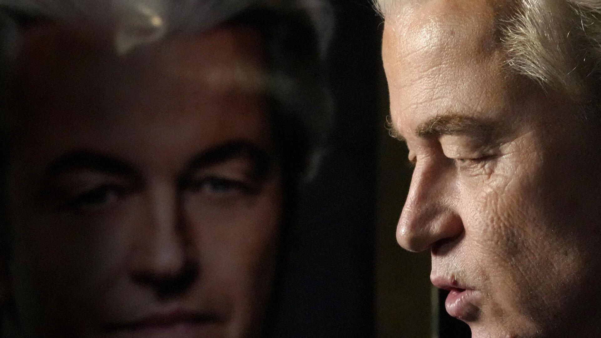 hollandali-politikaci-geert-wilderstan-umit-ozdaga-destek-geldi-Zd2IGCvY.jpg