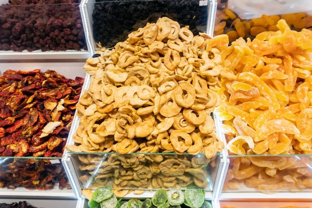 Kuru Meyveleri Yıkamak Gerekli Mi? Dünya İkiye Ayrıldı!