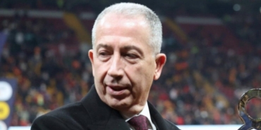 metin-ozturk-o-hakemi-bir-daha-maclarda-gormeyelim-DzdyIheR.jpg