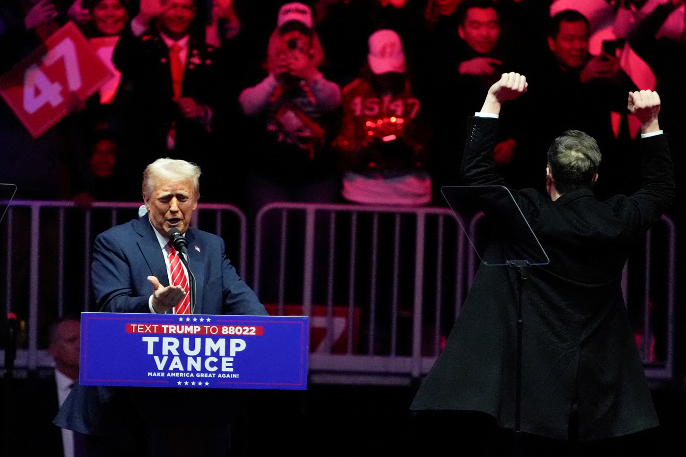 Milyarderlerden Destek Alan Trump, İlk Gün 100'e Yakın Kararnameyi İmzalamaya Hazırlanıyor