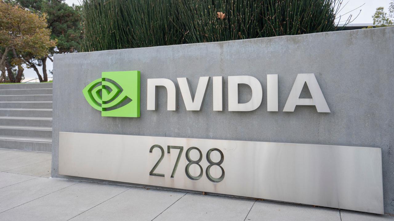 nvidianin-3000-dolar-degerindeki-kisisel-super-bilgisayari-gelecegin-kapilarini-aralayan-teknoloji-iuUsr5eR.jpg