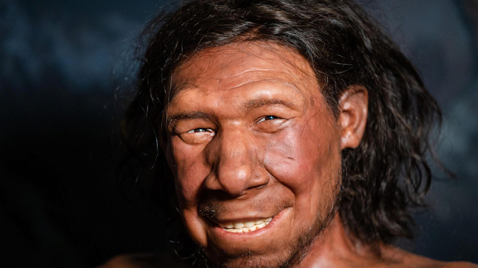 otobuste-cikan-tartismada-kendisini-neandertale-benzeten-yolcu-icin-konusan-sofor-o-kadar-da-eski-degilim-4zI6J2pk.jpg
