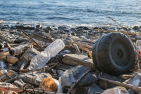 plastik-atik-ithalati-yasaklandi-yakilan-atiklarin-sonu-LTwifhnU.jpg
