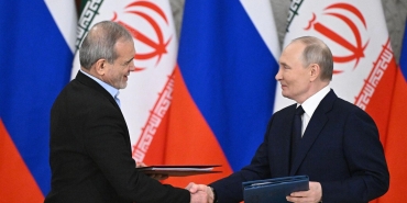 rusya-ve-iran-kapsamli-stratejik-ortaklik-anlasmasi-imzaladi-VScRvTVf.jpg