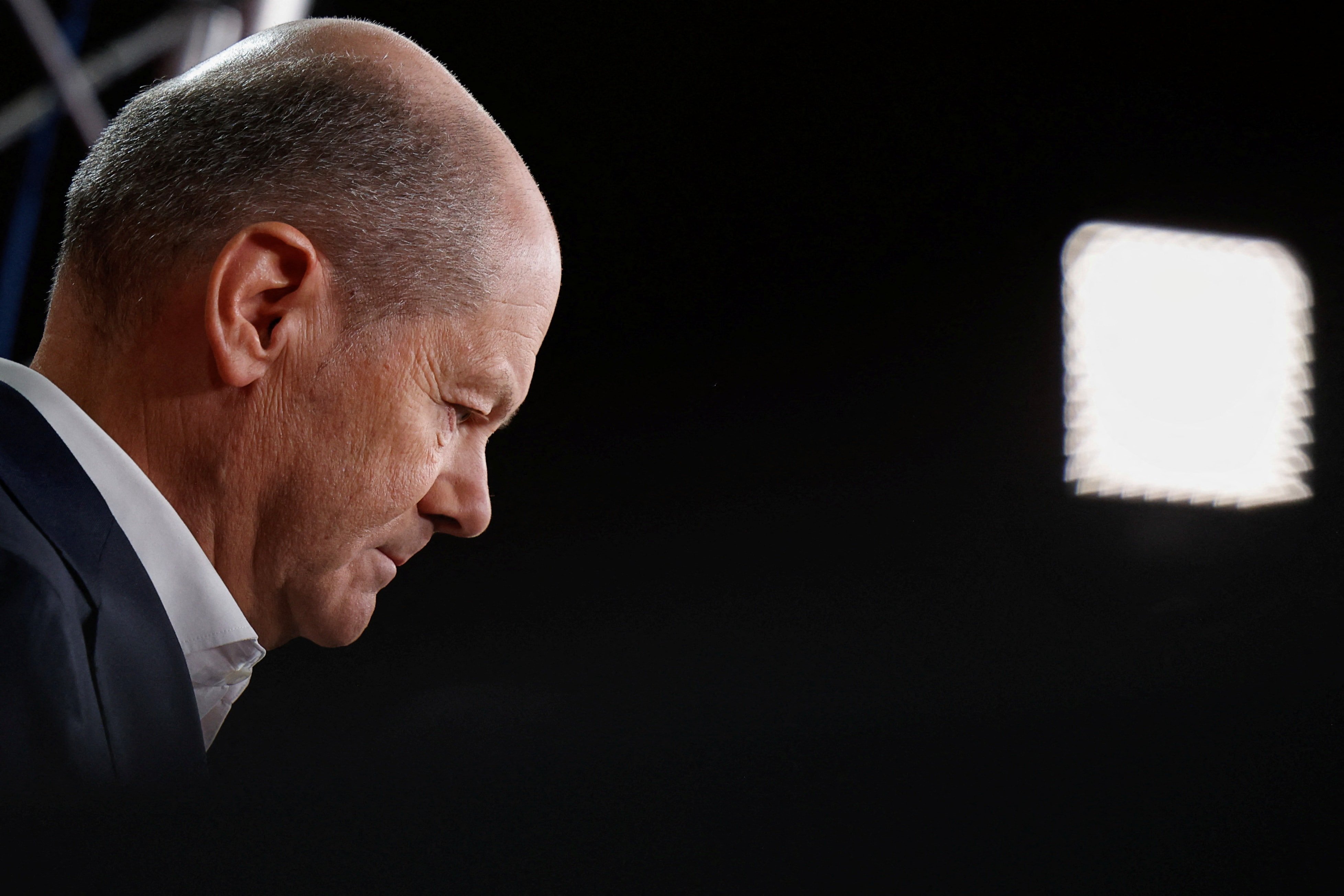 Scholz ve Weidel: Almanya'nın Büyük Sınavı Kapıda!