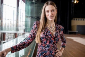 serenay-sarikaya-ve-ayse-barim-iddialarin-merkezinde-hedef-oldum-aciklamasi-geldi-kfskzB3H.jpg