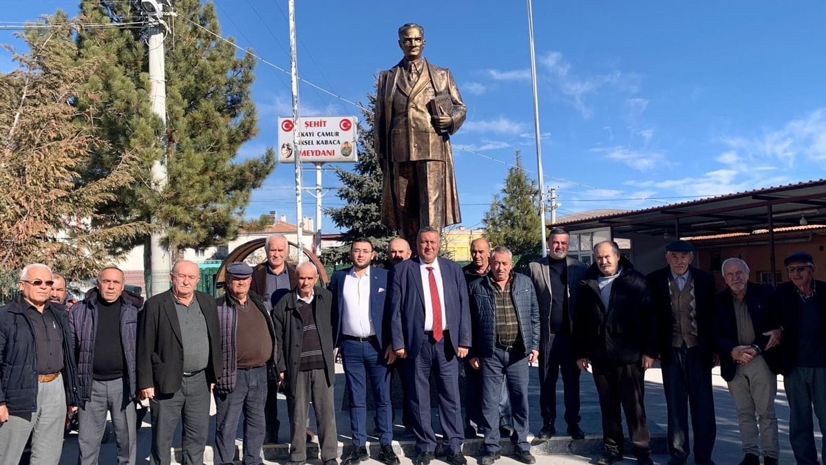 Çiftçilerin Vergi Mücadelesi: Elma Bahçeleri ve Maliyecilerin Denetimi