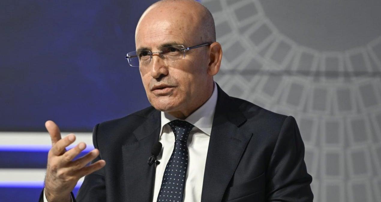 simsek-elma-bahcesine-daldi-doganin-sirri-mRlZSeGA.jpg