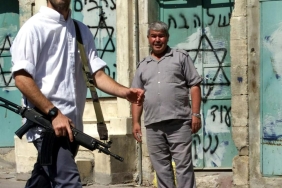 trump-terorist-saldirilardan-cezalandirilan-israilli-yerlesimcilerin-yaptirimlarini-kaldirdi-g6eqzc1N.jpg