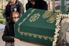 turk-sanat-muzige-sanatcisi-gonul-akkora-veda-P7feexRM.jpg