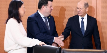 ukrayna-savasi-alman-hukumetinin-ikiye-bolunmesine-neden-olan-olaylar-9sOqqQ8m.jpg
